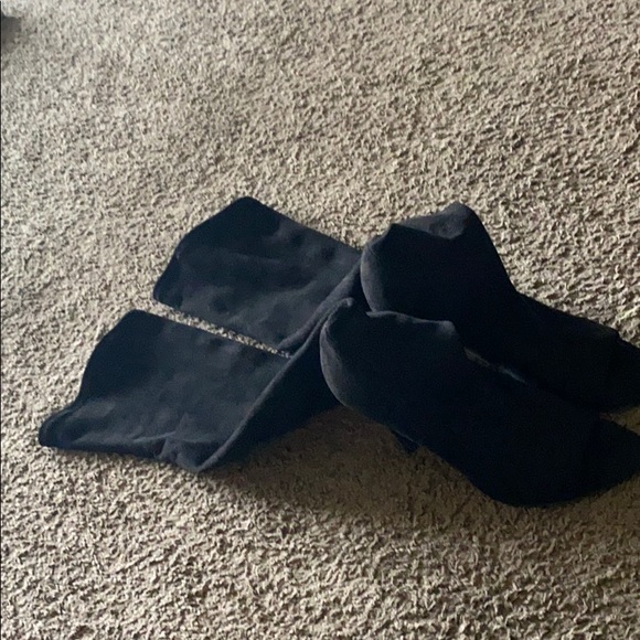 Over the knee boots - Picture 2 of 4